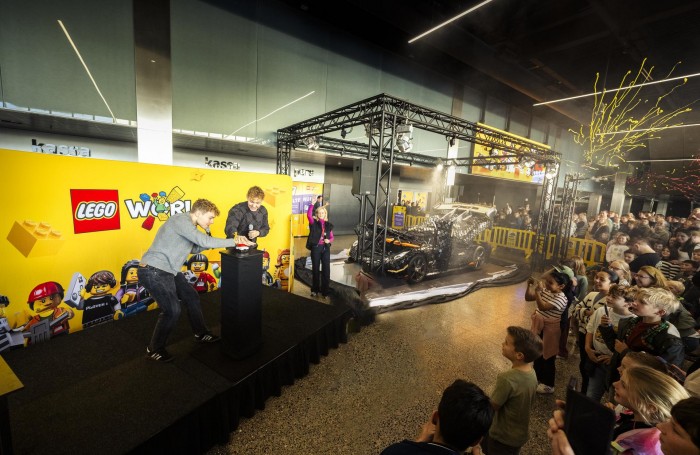 LEGO World 21